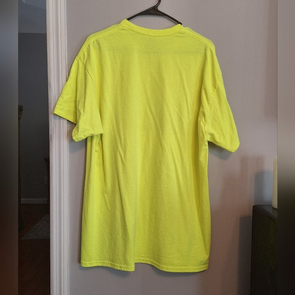 Gildan Neon Yellow 'I'm So Harlem' T-Shirt - Picture 2 of 10